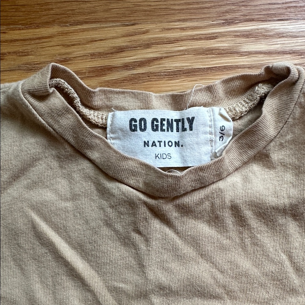 Go gently tee - Picture 2 of 3